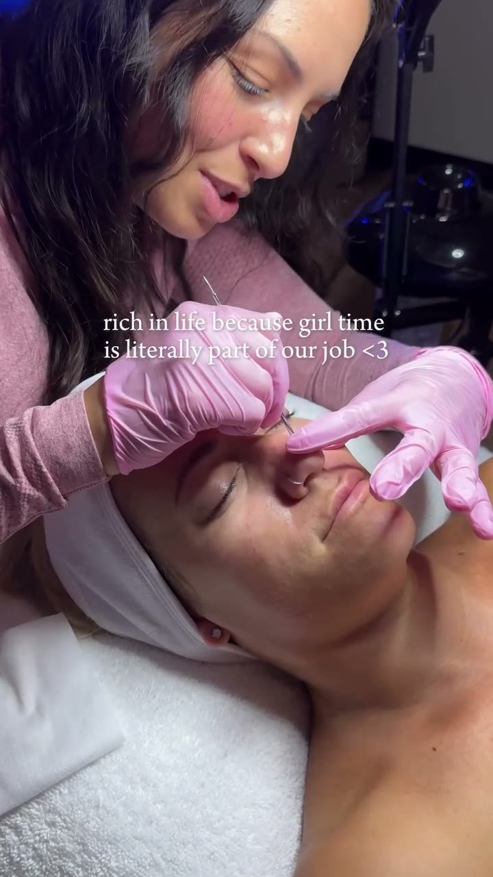 Clinic vibe reel